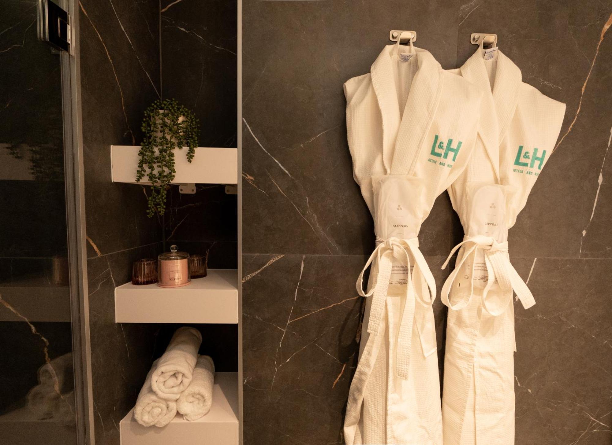 L&H Callao Selection Adults Only Madrid Exterior photo
